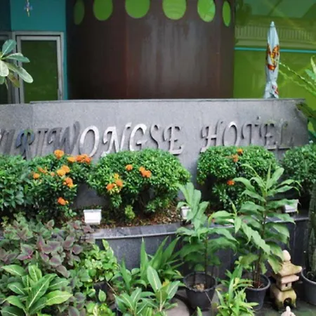 Suriwongse Hotel