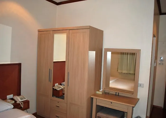 Suriwongse 3* Bangkok