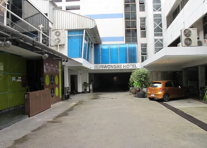 Hotel Suriwongse Bangkok