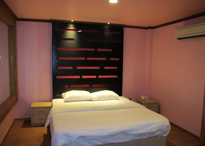 Suriwongse Bangkok
