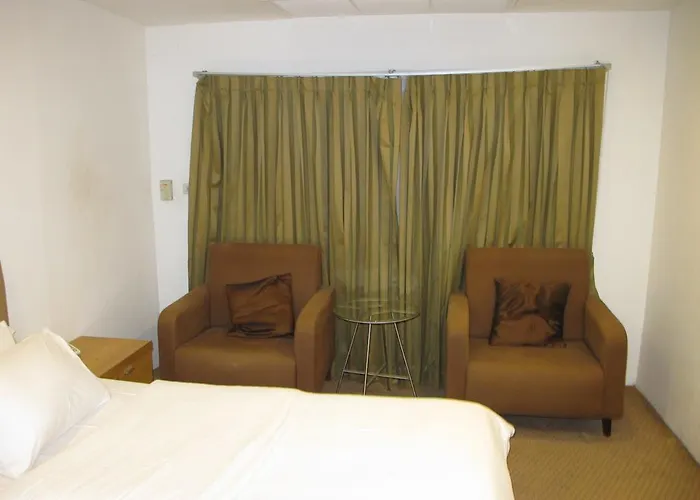 Hotel Suriwongse